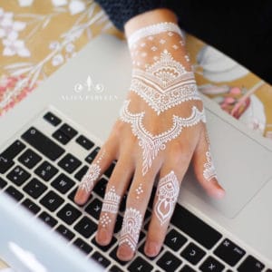 White-henna-tattoo